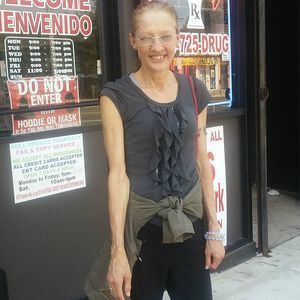 Meet your Posher, Kelly